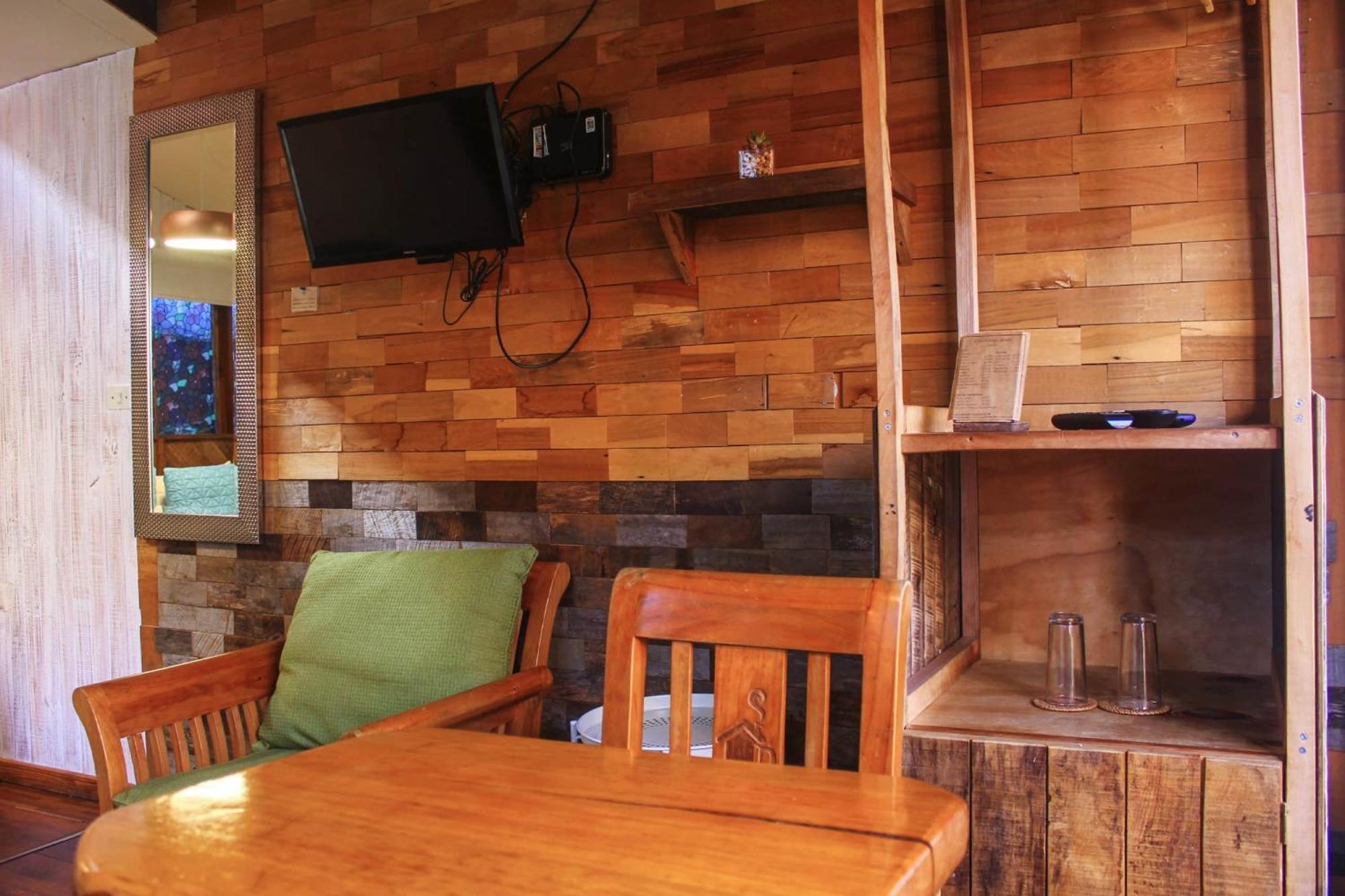 La Araucaria Hosteria Boutique - Ex Lounge Brasil Pucón Стая снимка
